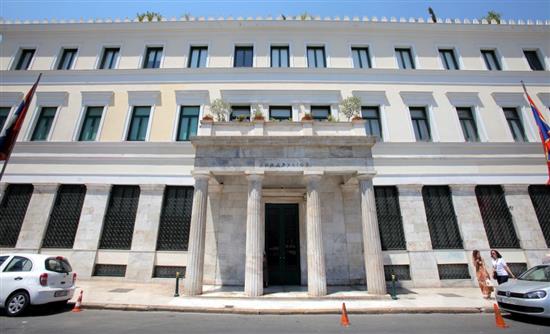 Δημοτικό Συμβούλιο: Πώς ο Δήμος Αθηναίων «δίνει χρήματα σ’ έναν “πάμπλουτο φορέα”»