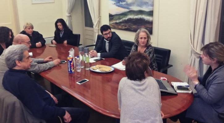 Συνάντηση του Νάσου Ηλιόπουλου με εκπροσώπους φιλοζωικών οργανώσεων