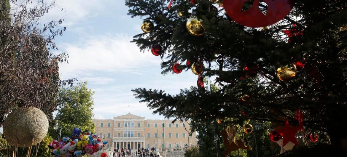 Κακό σήμα για την κοινωνία η ξεχωριστή Πρωτοχρονιά της Περιφέρειας Αττικής