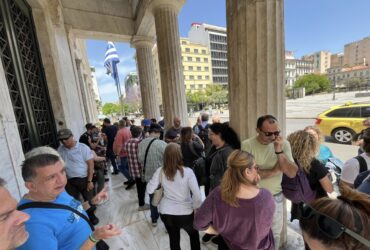Στήριξη στον αγώνα των συμβασιούχων για δουλειά και αξιοπρέπεια